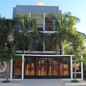 Las Mariposas Bed & Breakfast