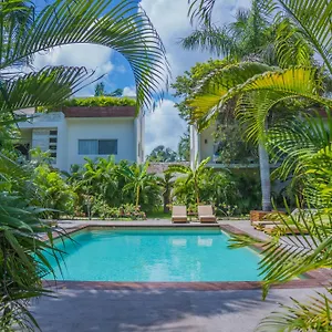 Xscapetulum Hotel