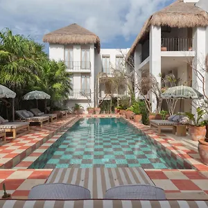 Panamera Hotell